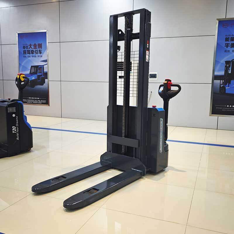 Forklift Operator Fatigue and Safety: Managing Long Shifts