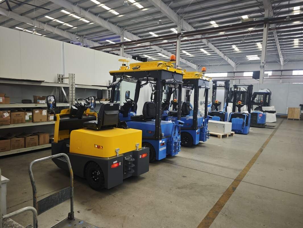 How to update electric forklift operator training for new models