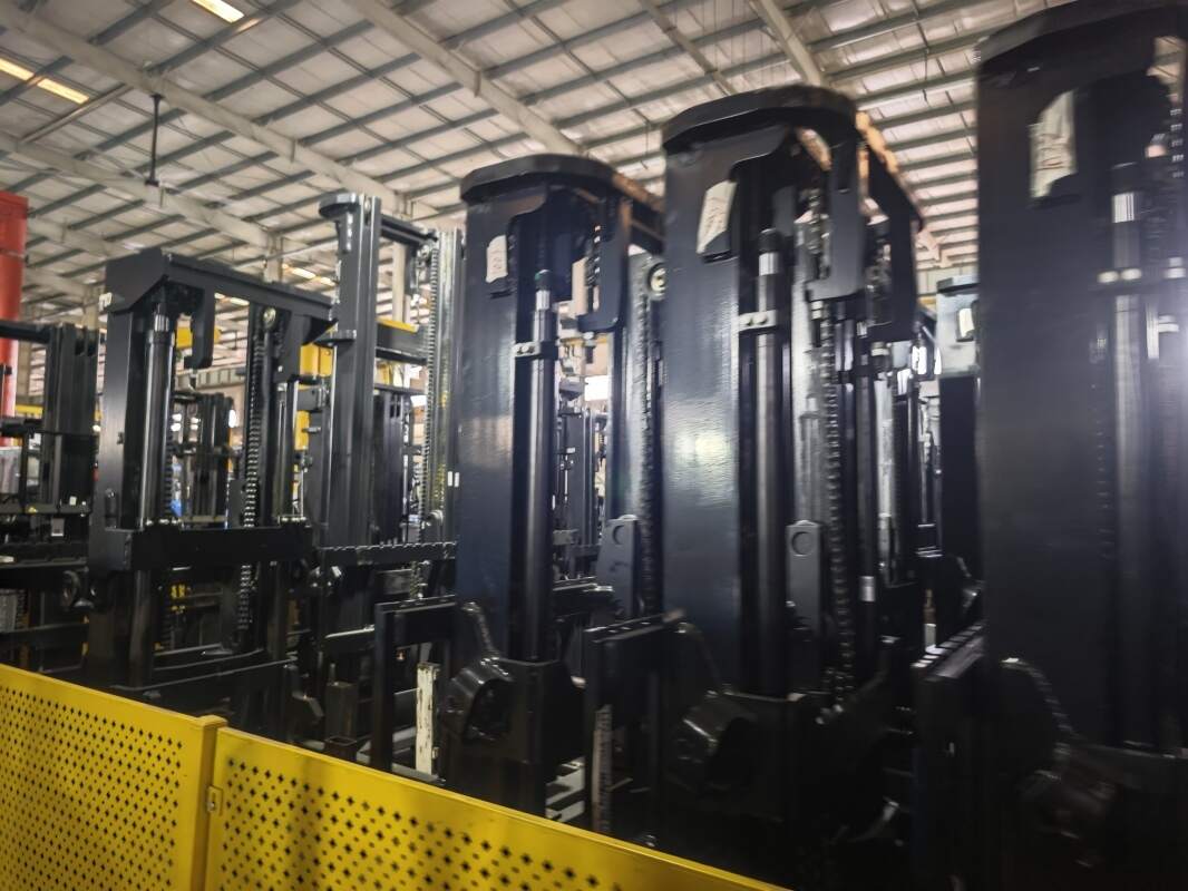 Using a 3.5-Ton Cargo Lift for Multi-Level Warehouse Floors