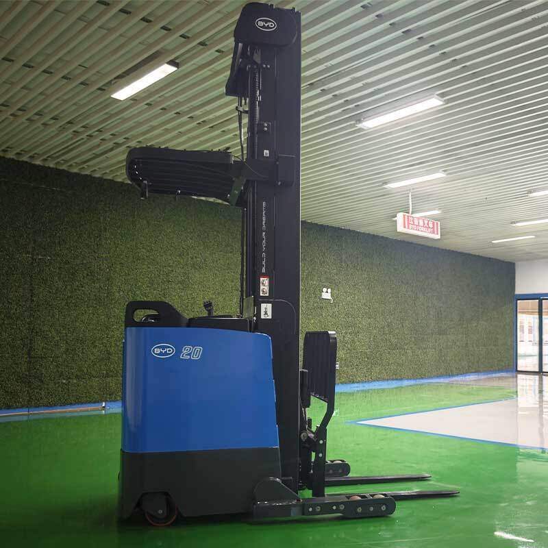Load-lifting performance parameters for semi-electric pallet truck product range