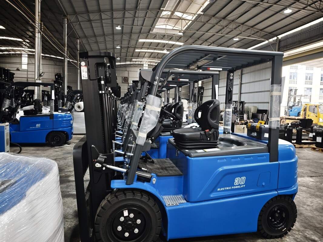 How electric forklift technology is serving green-warehouse initiatives