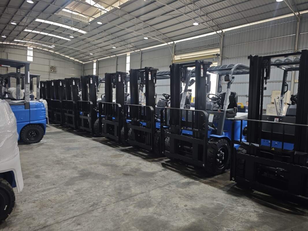 Refreshing Material Handling Safety Rules for Experienced Operators