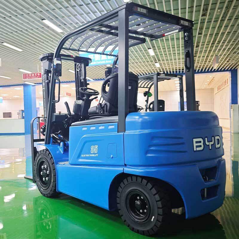 Standard-duty electric forklift versus reinforced heavy-duty variant for continu