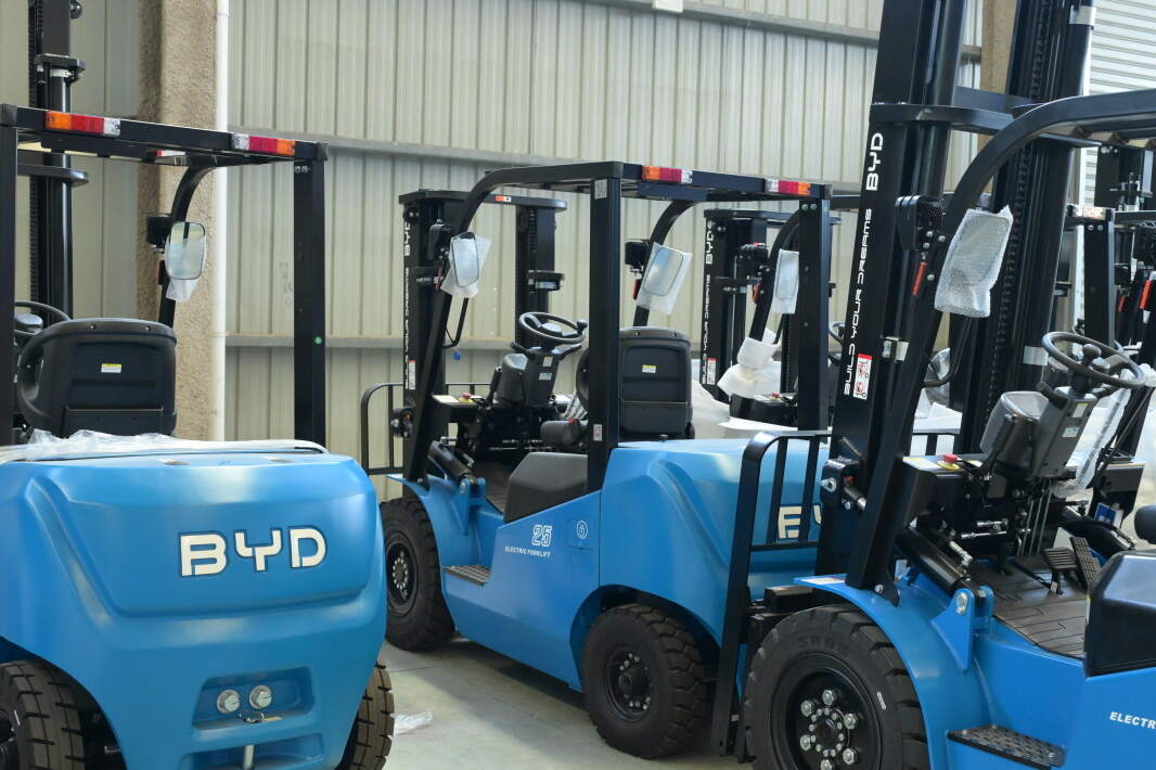 Pallet Truck Handle Height and Operator Comfort