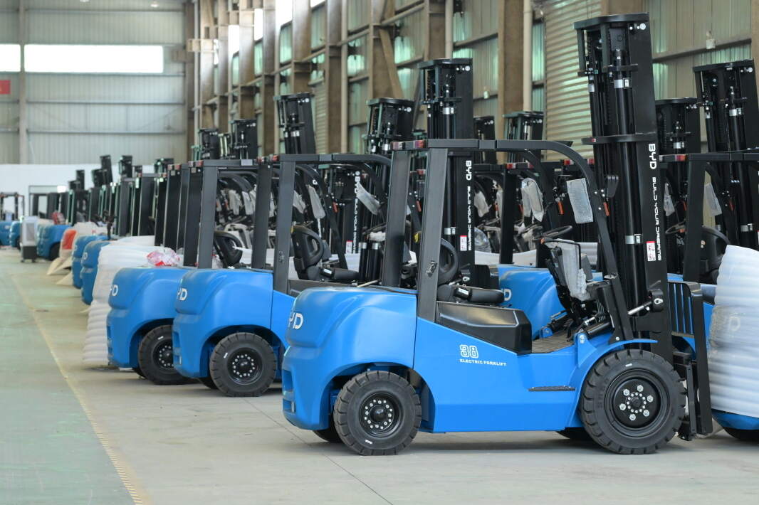 Core attributes you should look up when researching walk-behind electric pallet 