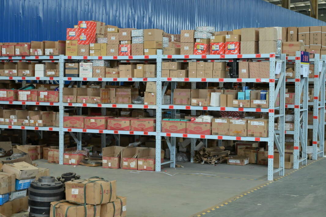 The Pallet Truck Bottleneck: Fixing the Quietest Cost Center