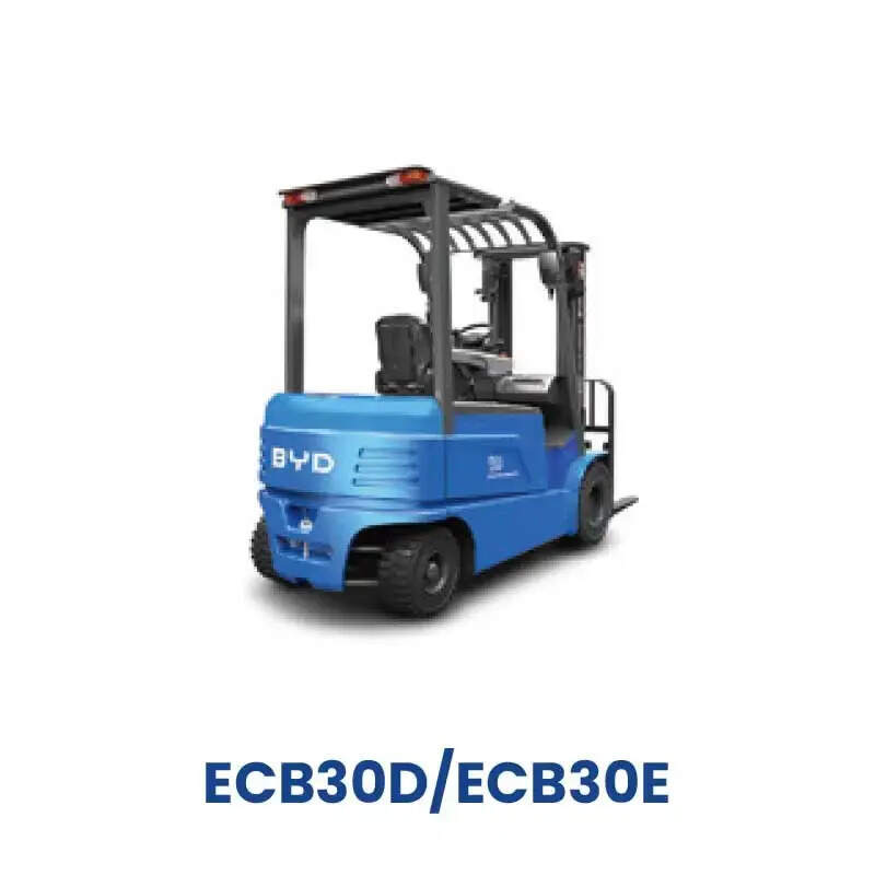 Electric forklift with operator cabin versus stand-on model for open-yard cold-e