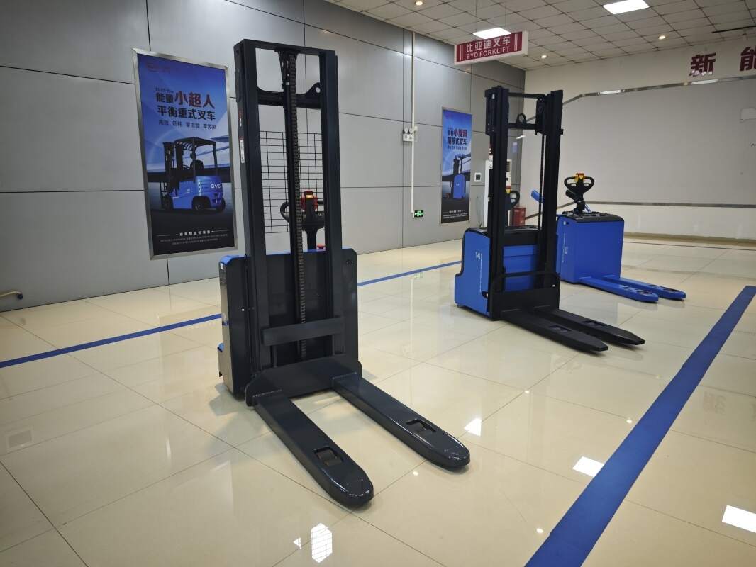 How to tell apart electric counterbalance forklifts from other warehouse trucks