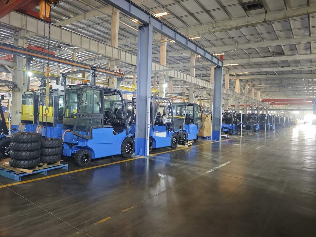 Can electric pallet trucks handle frequent loading and unloading cycles