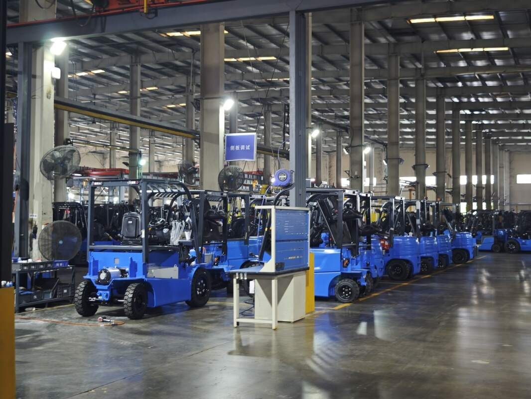 Forklift Exhaust and Air Quality in Enclosed Warehouses
