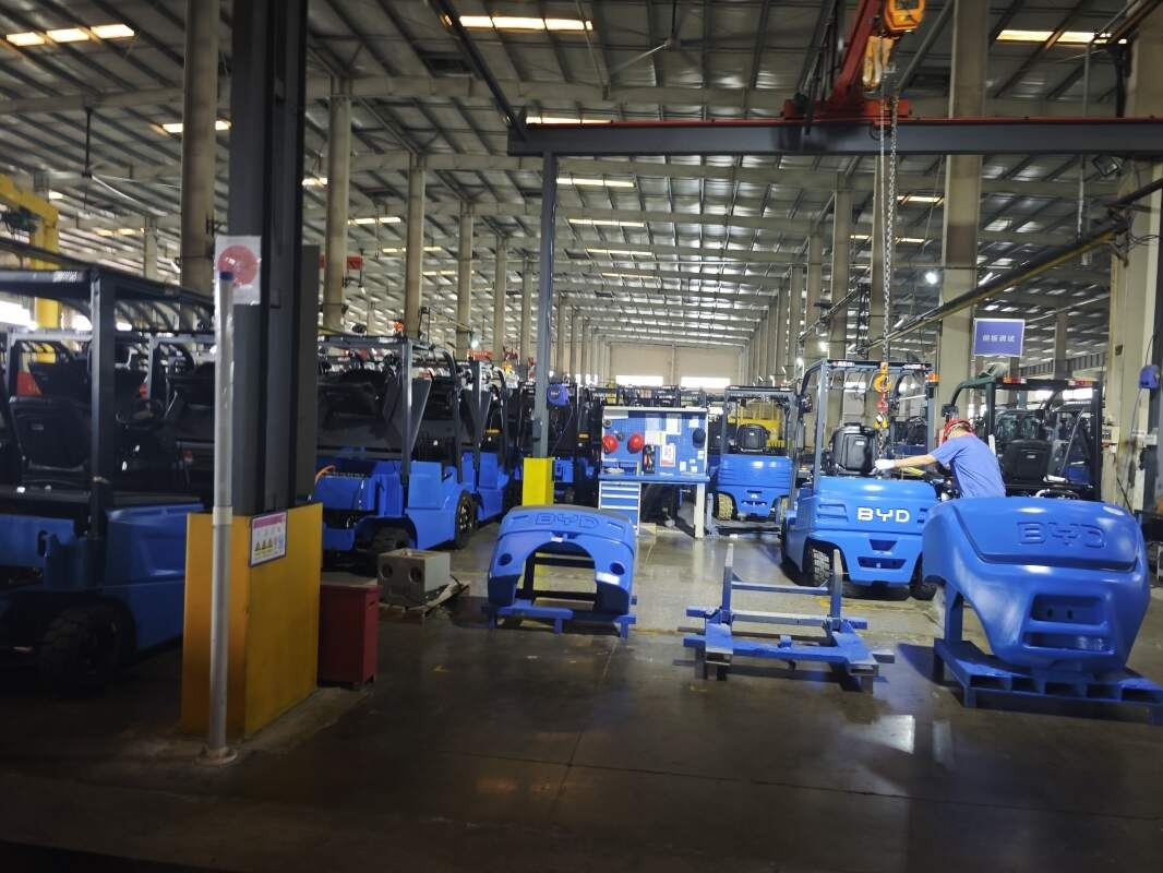 What emerging markets show for future electric forklift demand