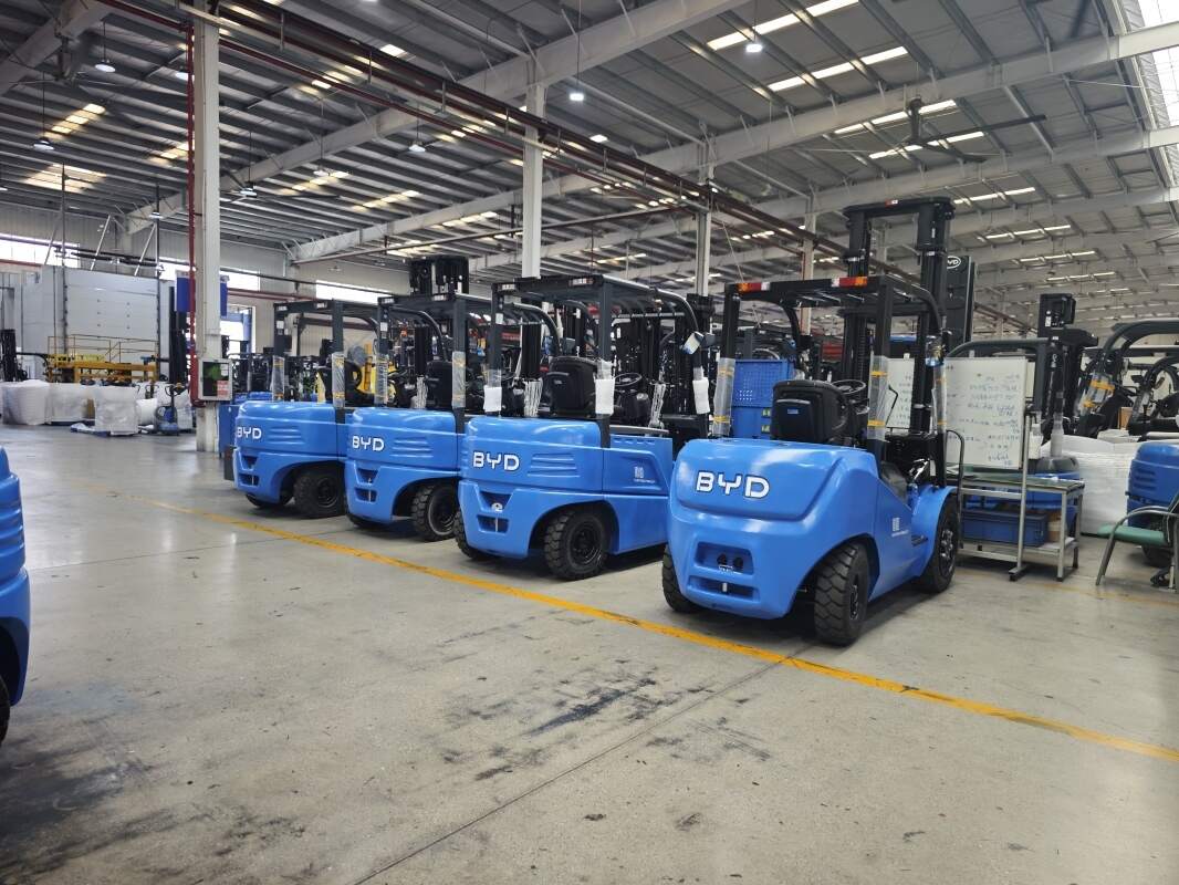 Parameter points for brake-system configuration on heavy-load electric pallet ja