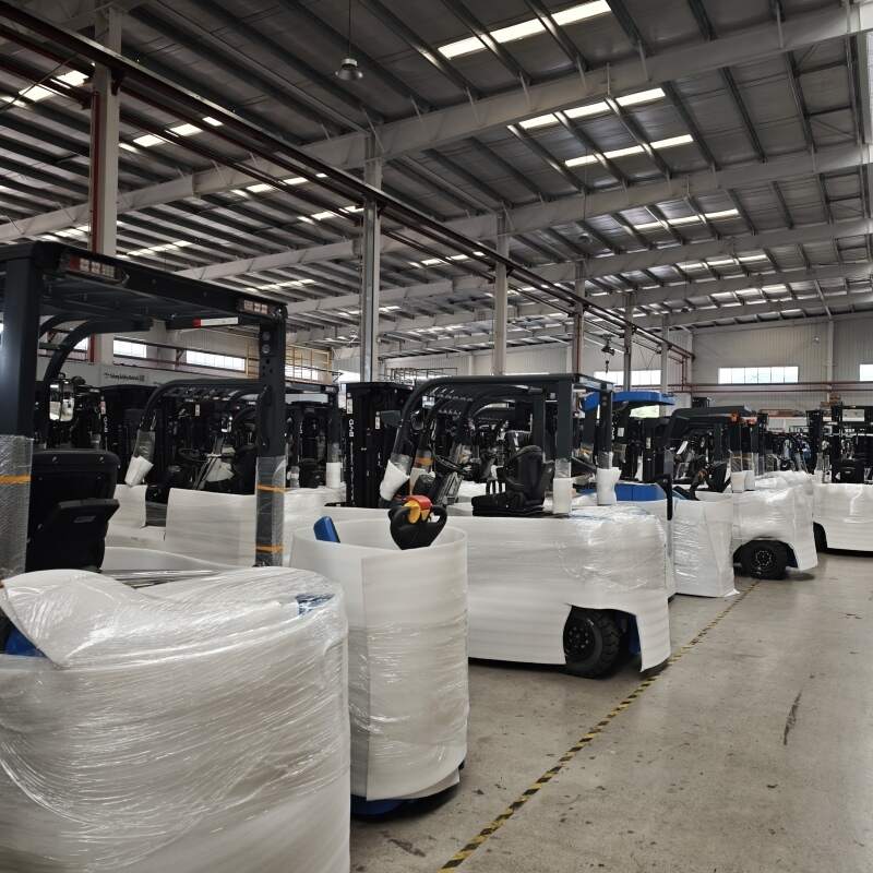 Forklift Seatbelt Use: The Rule That Prevents Ejections
