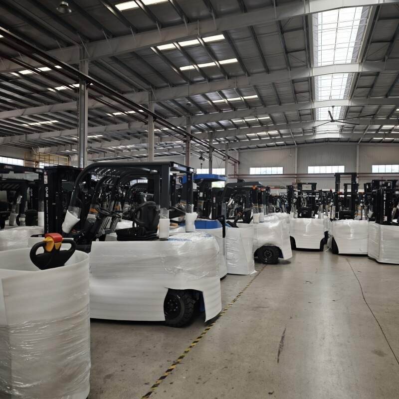 Charging-current parameter selection: matching lithium-ion forklift onsite power