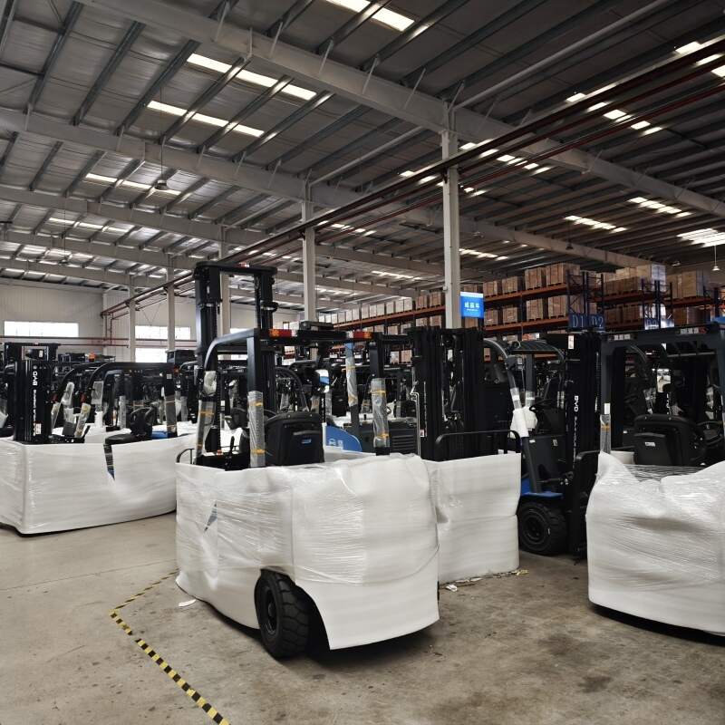 Customizing Pallet Trucks for Specialized Loads