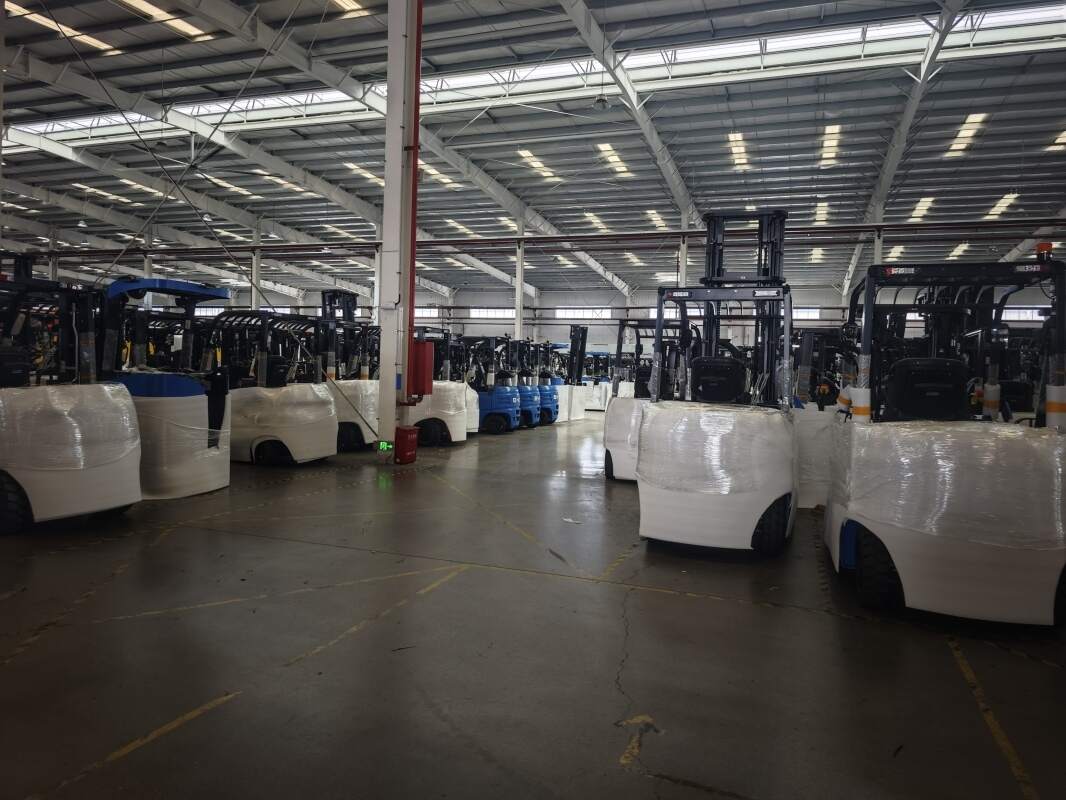 Manufacturing logistics transformation, electric forklifts help workshops circul