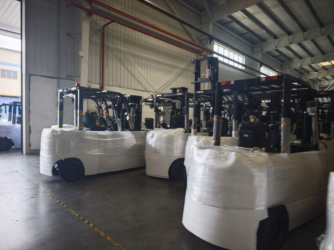 How to train electric forklift operators for high-bay racking work