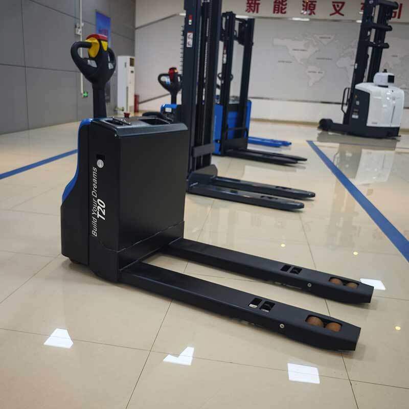 Operator-related factors to consider when researching new material handling truc