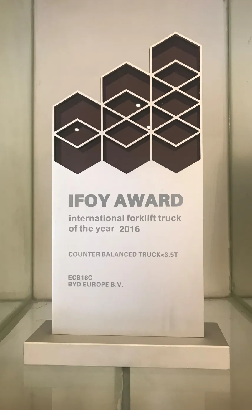 BYD Forklift | 2016 IFOY International Forklift Annual Award Certification